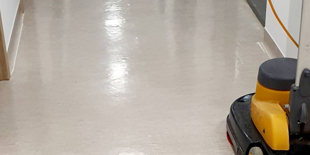 Polimerizarea Suprafețelor 1